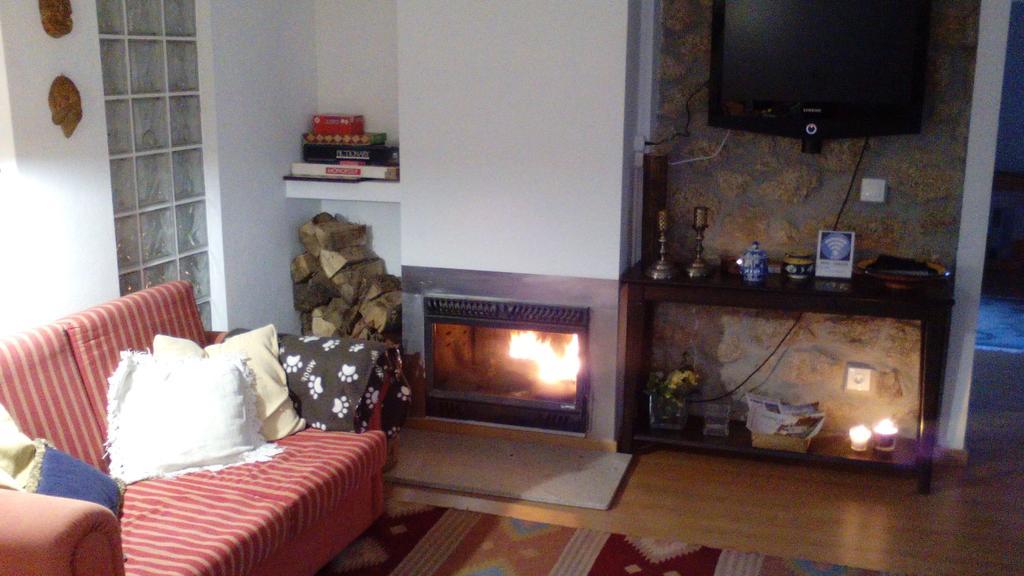 Casa Da Fonte Grande - By Cabralina Apartments Belmonte  Room photo